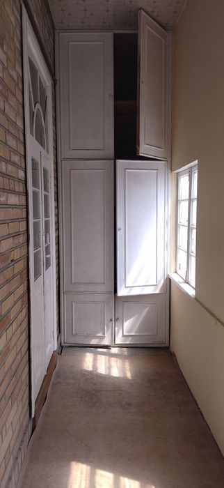 Садриддин айни 4, 4-соток.Срочно продаётся дом.