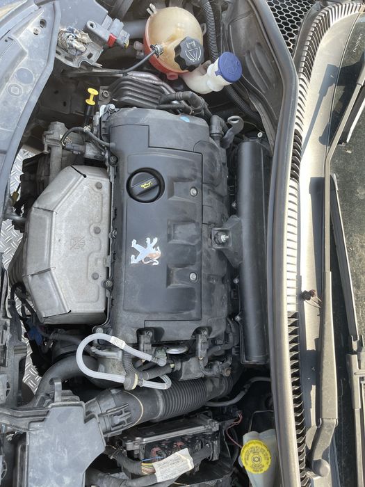 Peugeot 207cc 1.6i на части