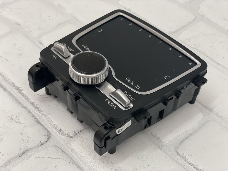 Централна конзола / Тъч пад AUDI Q5 SQ5 80A919615