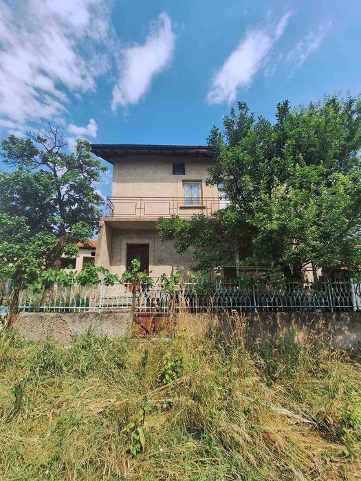 Продава се Къща в с. Долни Раковец, Област Перник - 81 кв.м за 1852 €/кв.м - Снимка #1