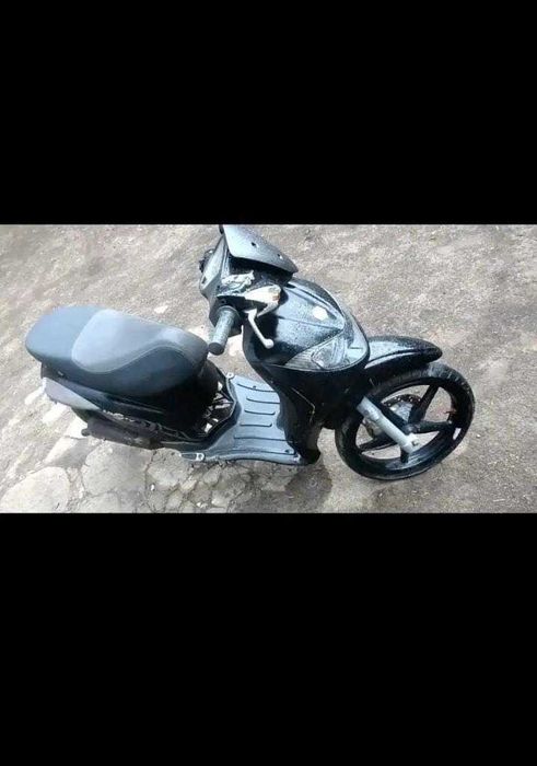 Vand scuter piaggio 80cc 2t