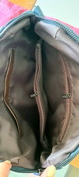 Нова дамска раничка и Чанта 2 в 1 с много прегради и ципове