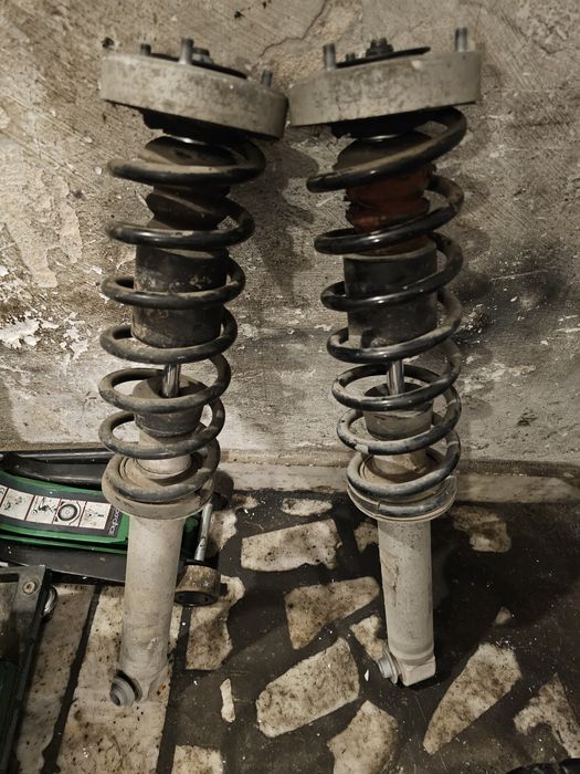 Комплект предни и задни амортисьори маферсон от бмв е60 2009г.