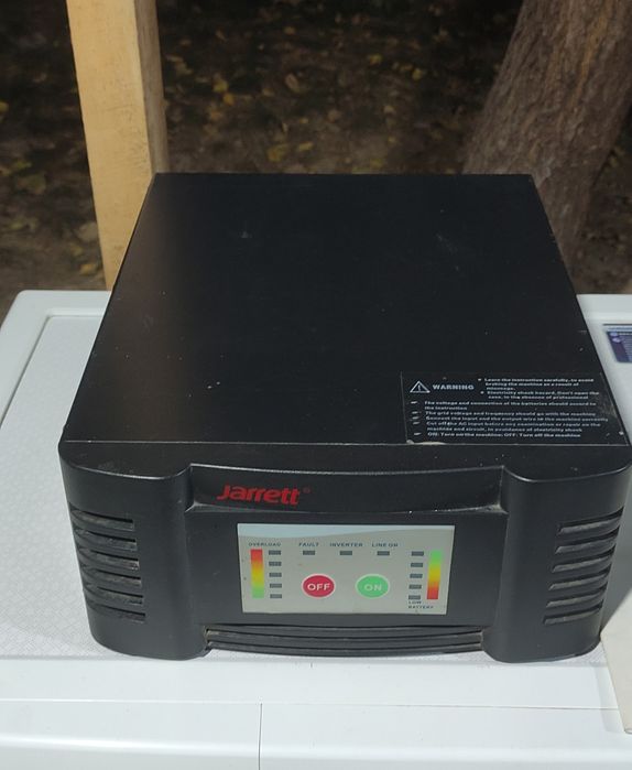 Инвертор 12DC-220AC