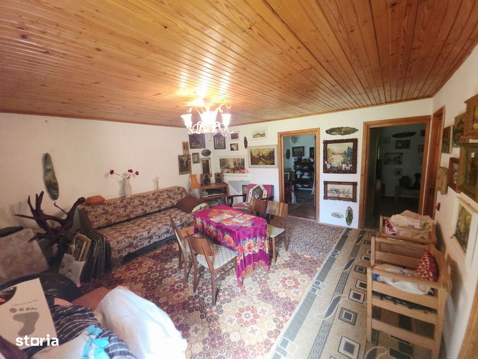 Casă De Vanzare Sat Bistrita