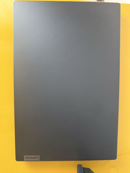Lenovo V15 G4 IRU – cod 83A1006XRM.