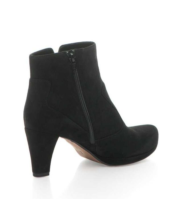 CLARKS № 35/36 – Дамски черни боти от ест велур "CLARKS ARTISAN" нови