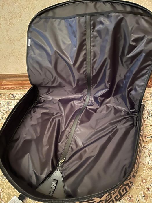 Чехол кейс для костюма