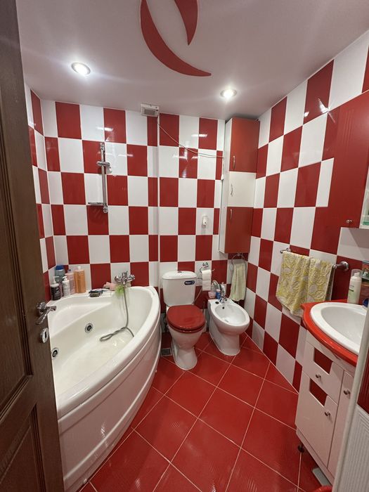 Apartament 3 camere decomandat | 101 mp construiți | Complet mobilat și utilat | Stada Buziașului 36-Cartier ITL | 64.000 € negociabil