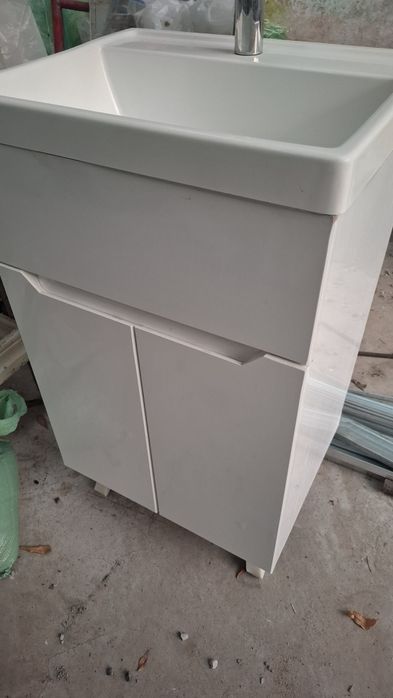 Шкафчик с мойкой 60х40 б/у