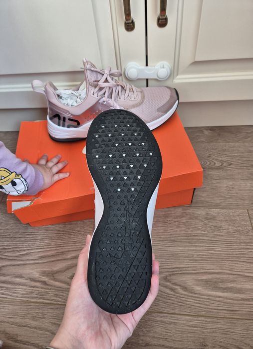 Дамски маратонки Nike air max bella tr3