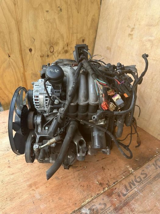 Двигатель Volkswagen Passat 2.0l AZM