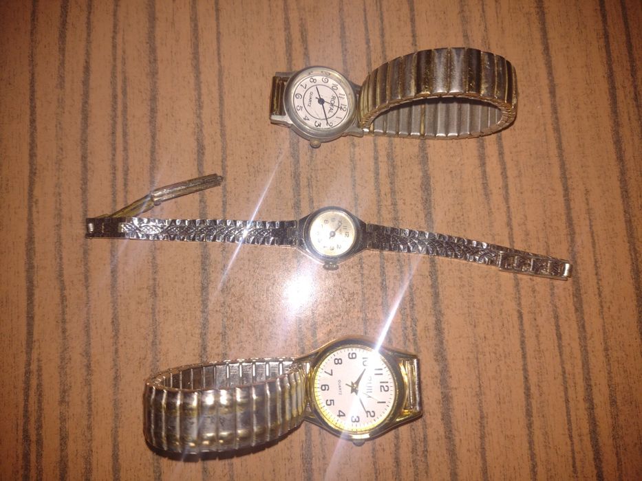 Vânzare 3 ceasuri de mana