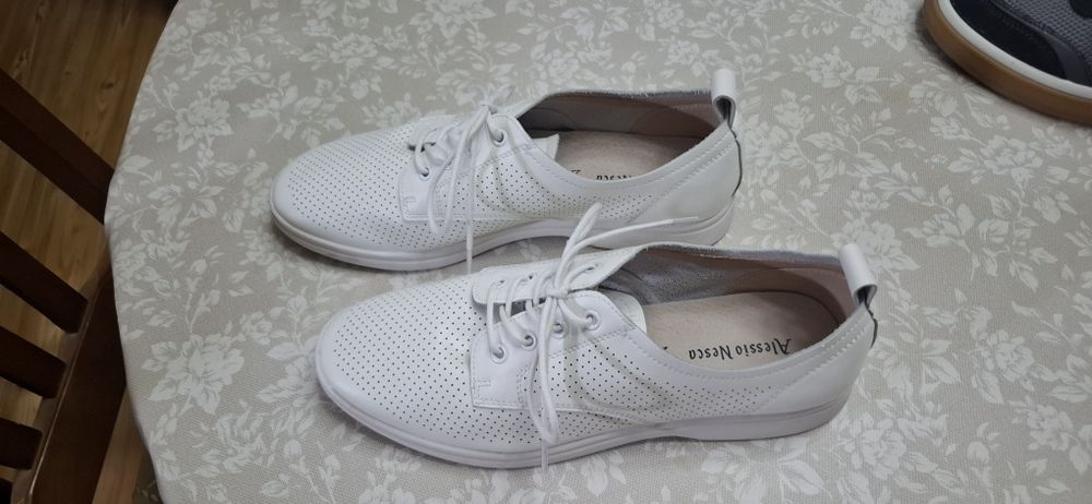 Туфли женские продам