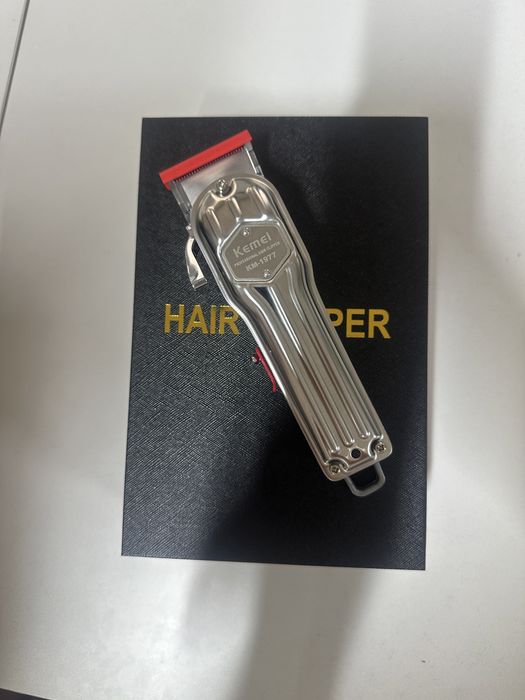 Машинка для стрижки «Kemei”