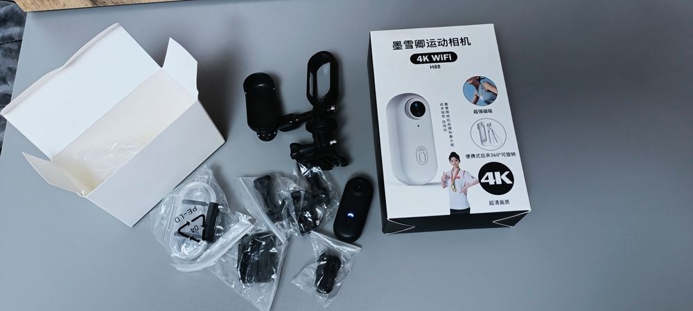 Продам экшен камеру.