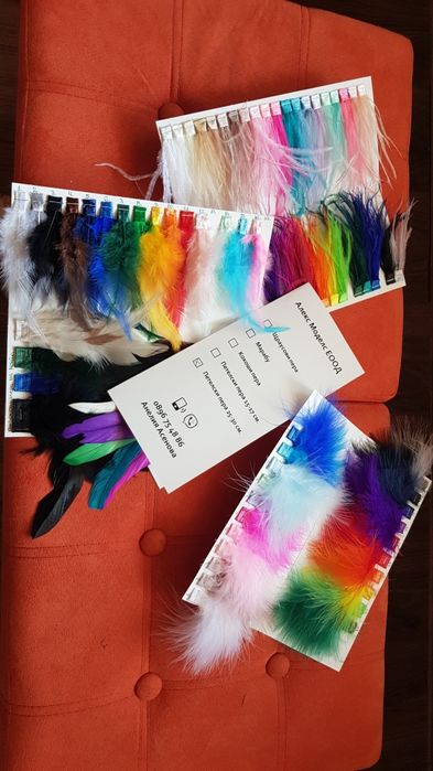 Петелски пера на лента 25-30см