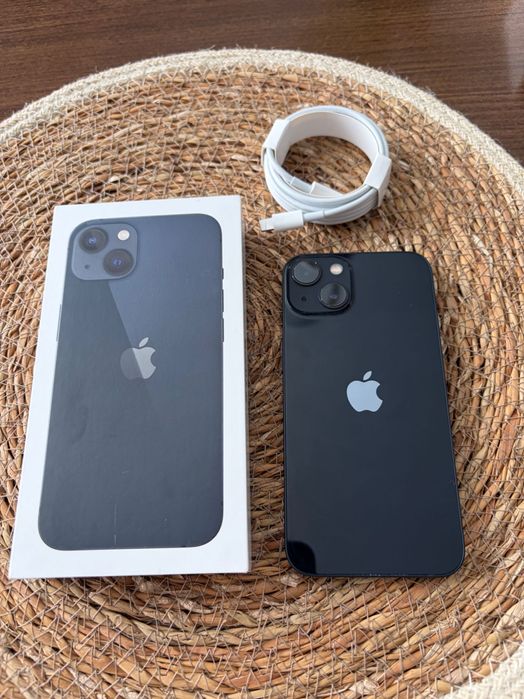 iPhone 13 128 GB + подарък кабел за зареждане и кейс