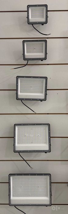 Светодиодный уличный LED прожектор