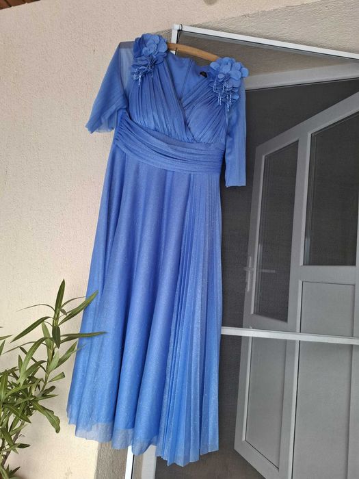 Vand rochie eleganta marime 46