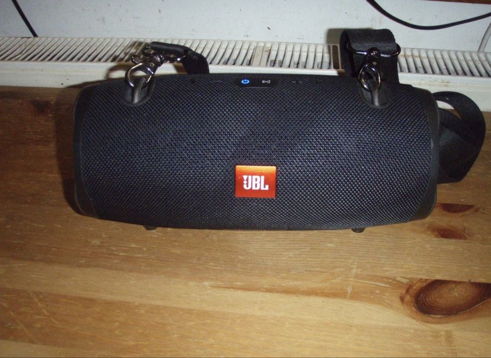 Vand boxa jbl extreme 2