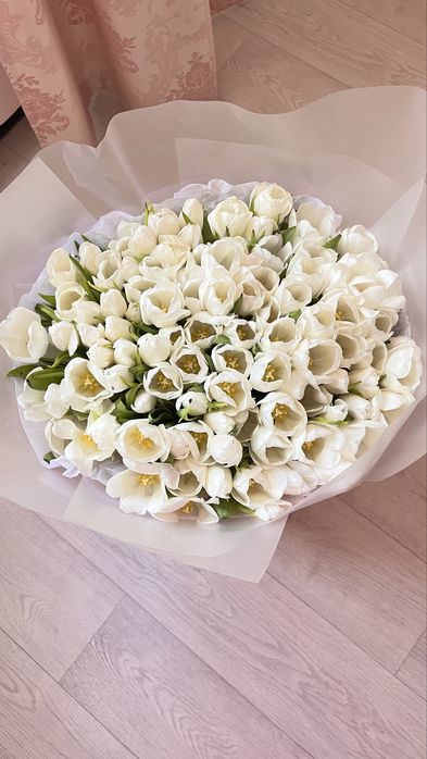 букет из 101 тольпана