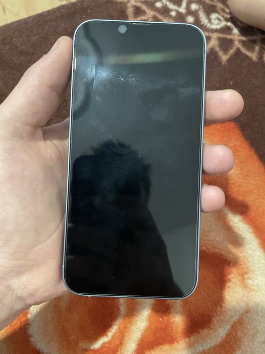 Vand iphone 14 simplu