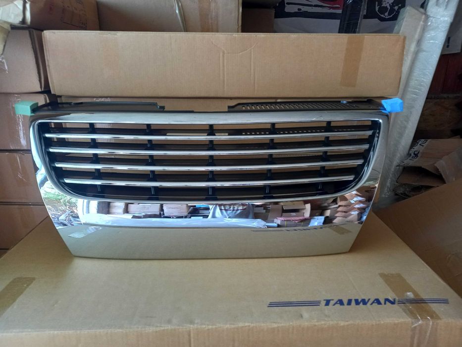Grila VW Passat B6 3C 2005-2010 crom cu negru