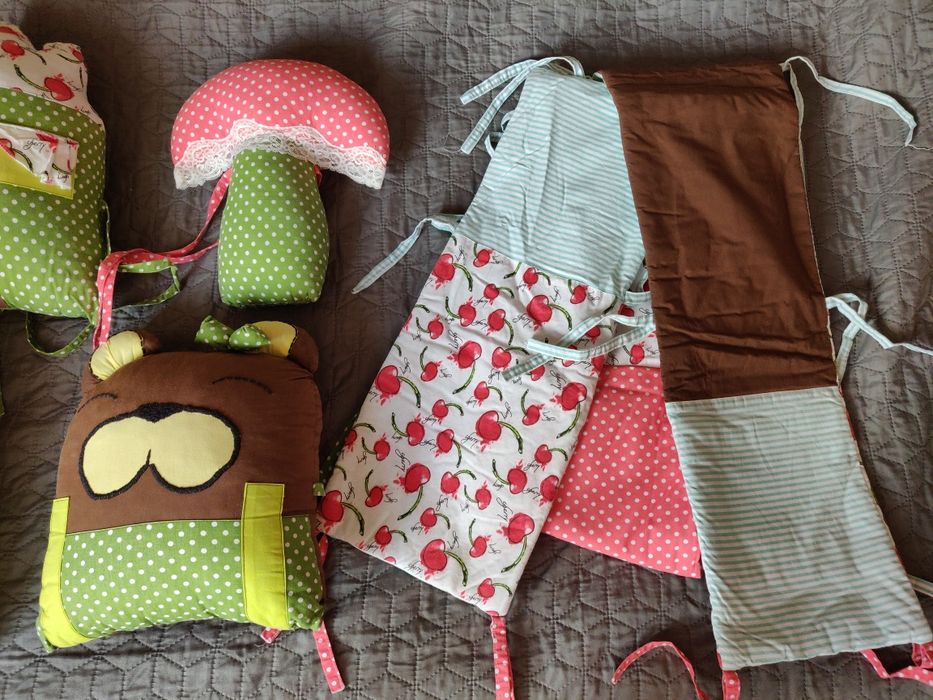 Обиколник за бебешко креватче