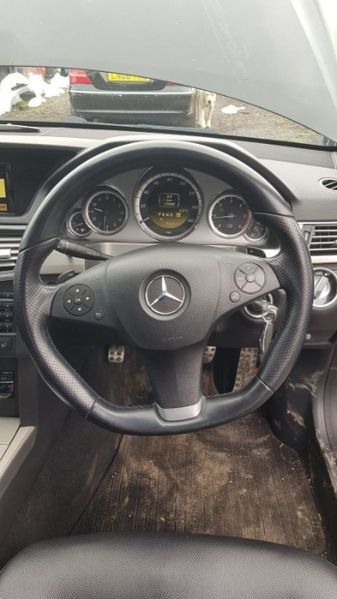 Mercedes E220 AMG пакет W212 на части