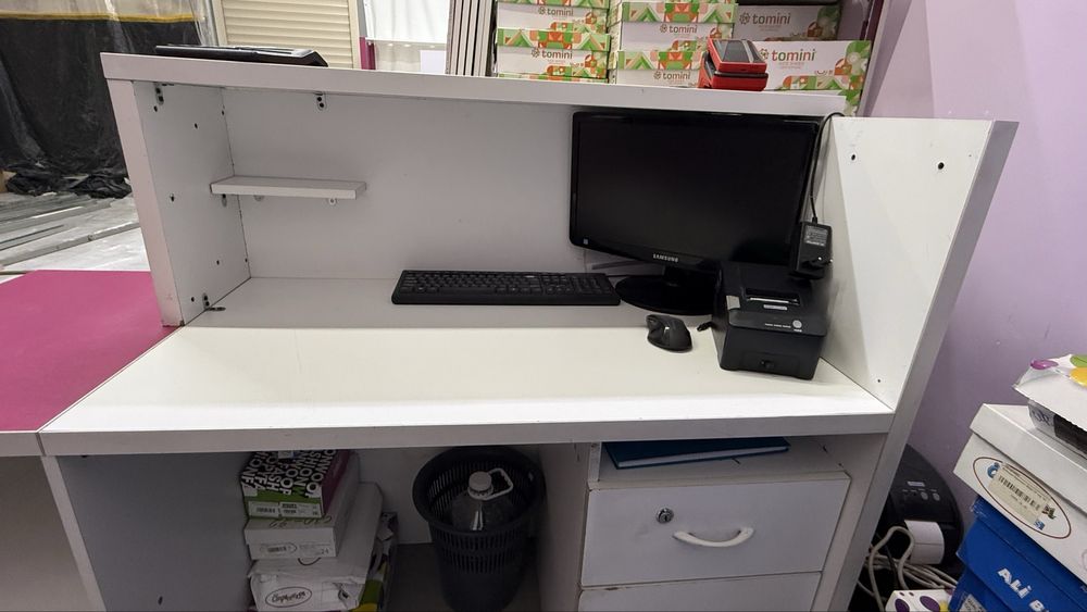 Ресепшен для бутика