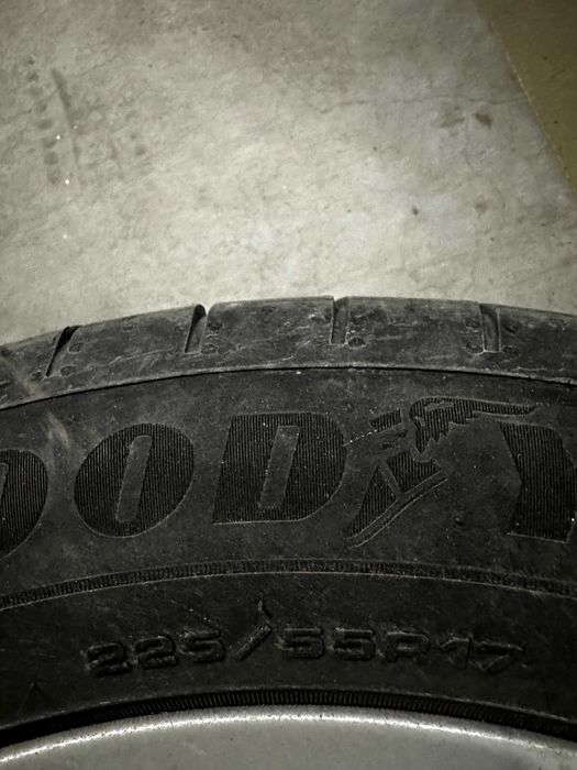 Оригинални Джанти 17" за BMW 5-та серия (G30/G31) с Гуми Goodyear EfficientGrip Performance 2022г.