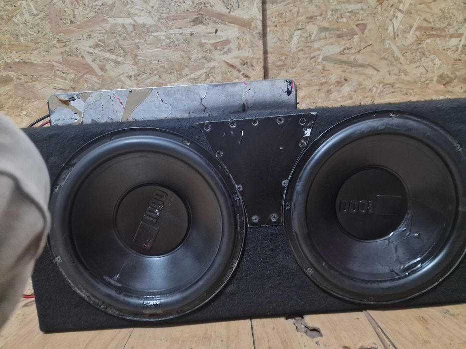 Subwoofer auto, tub de bass auto