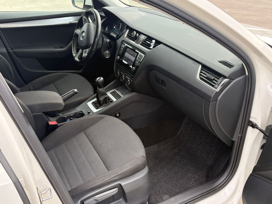 Skoda Octavia III/ 1,6 TDI/2013/Dublu climatronic/ Keyless