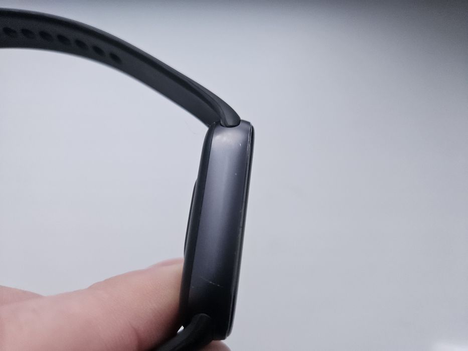 Продам Mi band 9