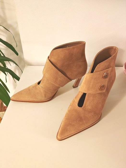 Botine scurte cu capsa Benaza mărime 40