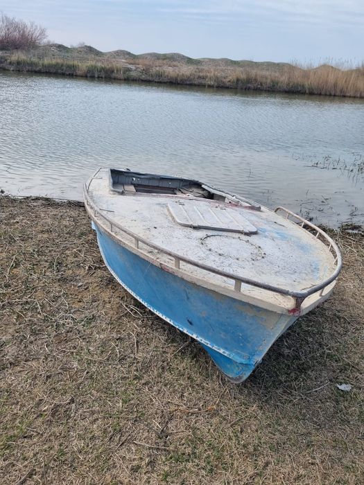 Продам мотор и лодку