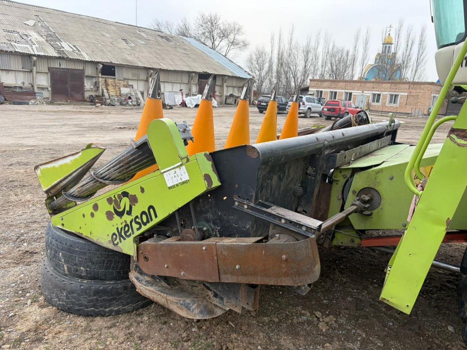 Жатка кукурузная