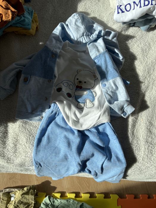 Дрешки за бебе момче