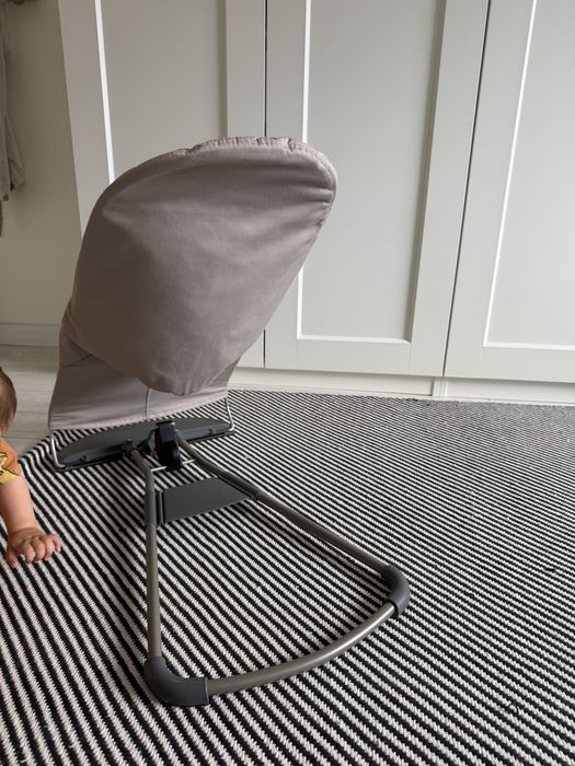 Baby Bjorn боунсър шезлонг в бежово