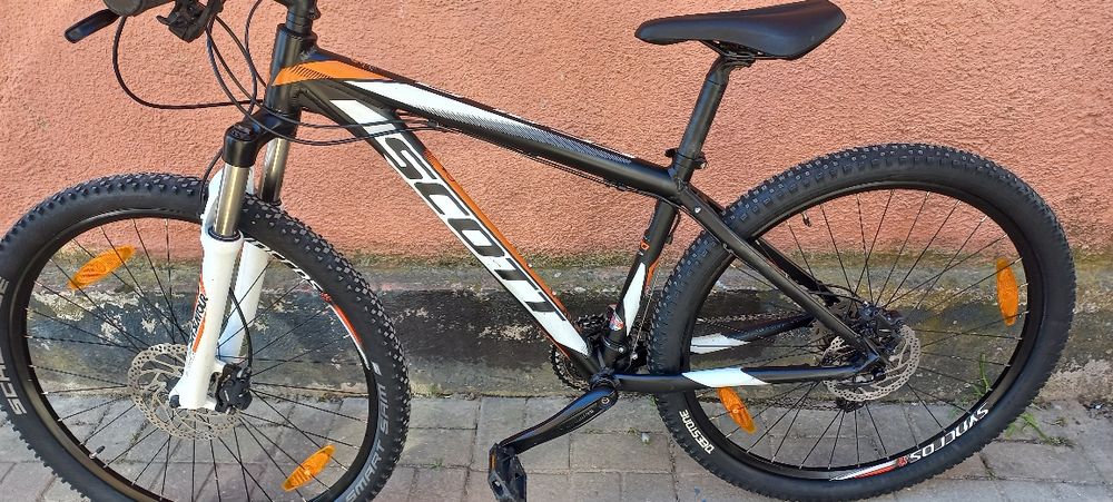 Vând bicicleta hidraulica scott contesa