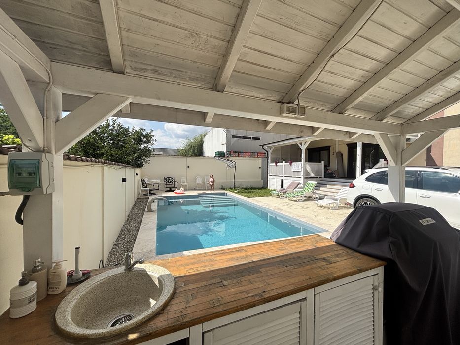 Proprietar | Vilă cu piscină, 4 camere, 3 băi, 255 mp utili | Comuna Berceni – Zona Mămina | 1.700 €/lună