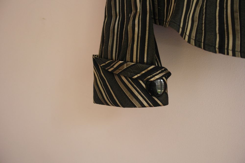 Кофта,  женская рубашка с золотыми полосами BOBA 46-48 размер