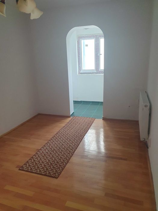 Vand apartament 3 camere Micro3
