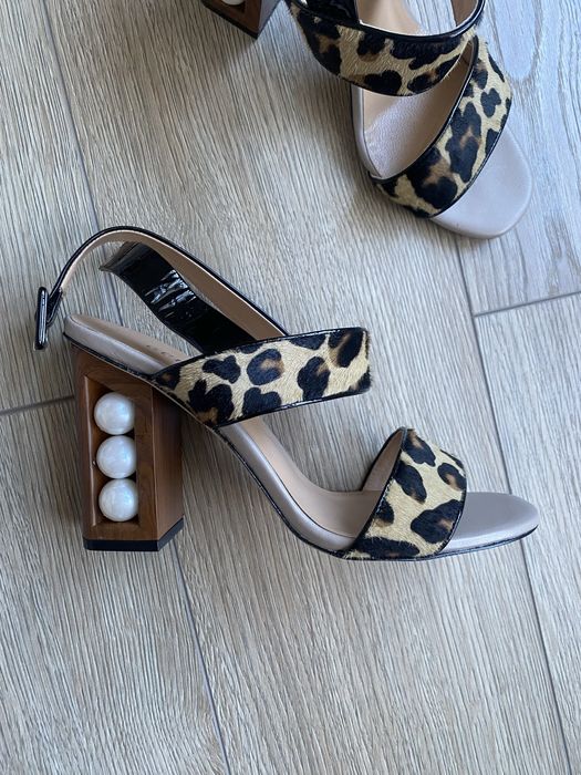 Босоножки леопардовые 39-40 размер