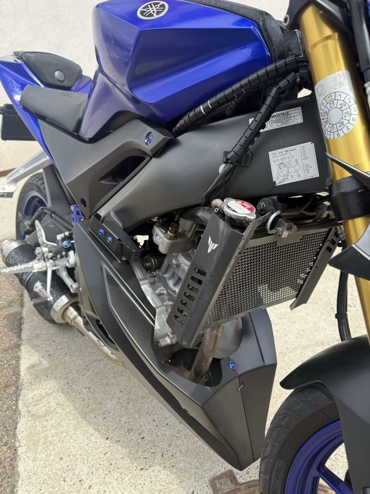 Yamaha YZF R125 2018 streetfighter unic în România, ABS față/spate, full custom