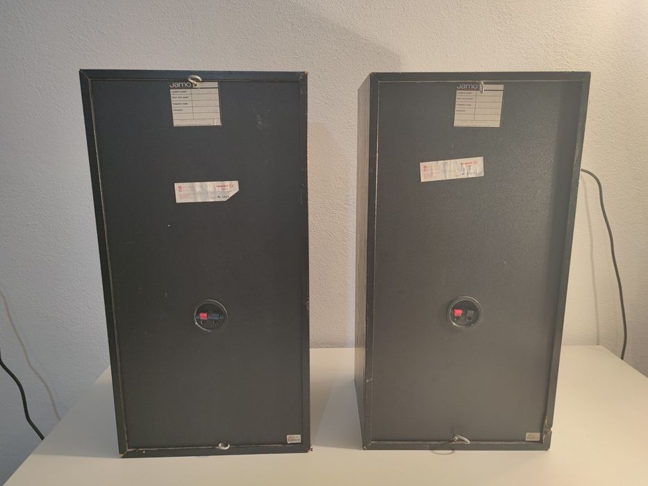 Boxe Jamo D 165 3 cai 2 x 165 Wati 8 ohmi