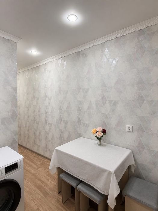 Продам 2 комн. квартиру.г.Аксу