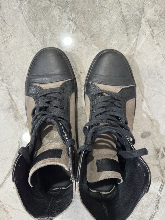 Мъжки маратонки и сникърси