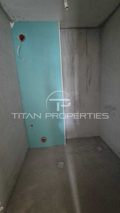 Продава се Тристаен апартамент в Пловдив, Христо Смирненски - 104 кв.м за 932 €/кв.м - Снимка #8